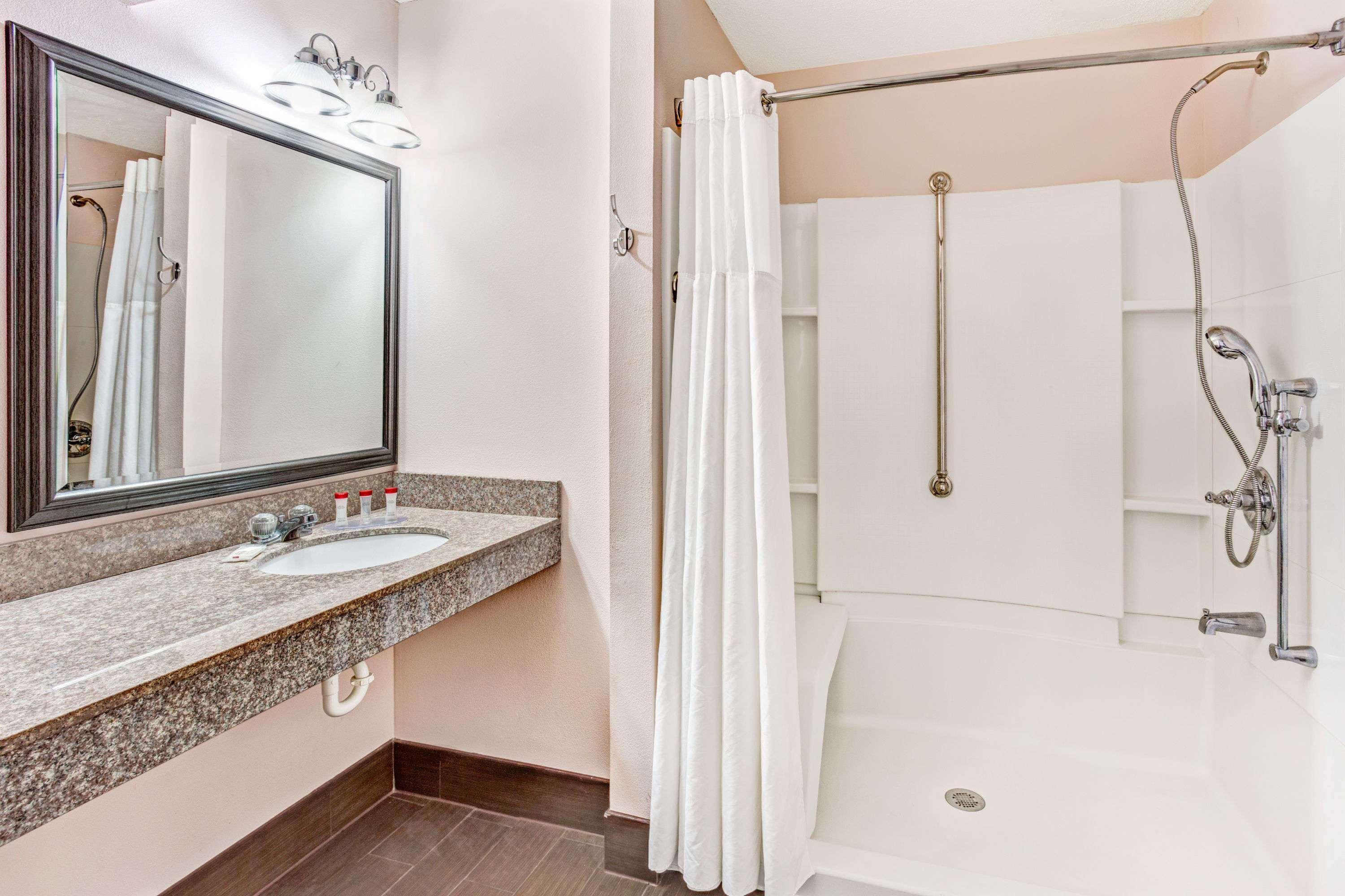 Ramada By Wyndham Murfreesboro Zewnętrze zdjęcie