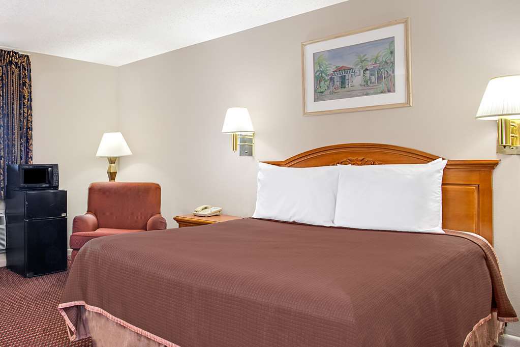 Ramada By Wyndham Murfreesboro Udogodnienia zdjęcie